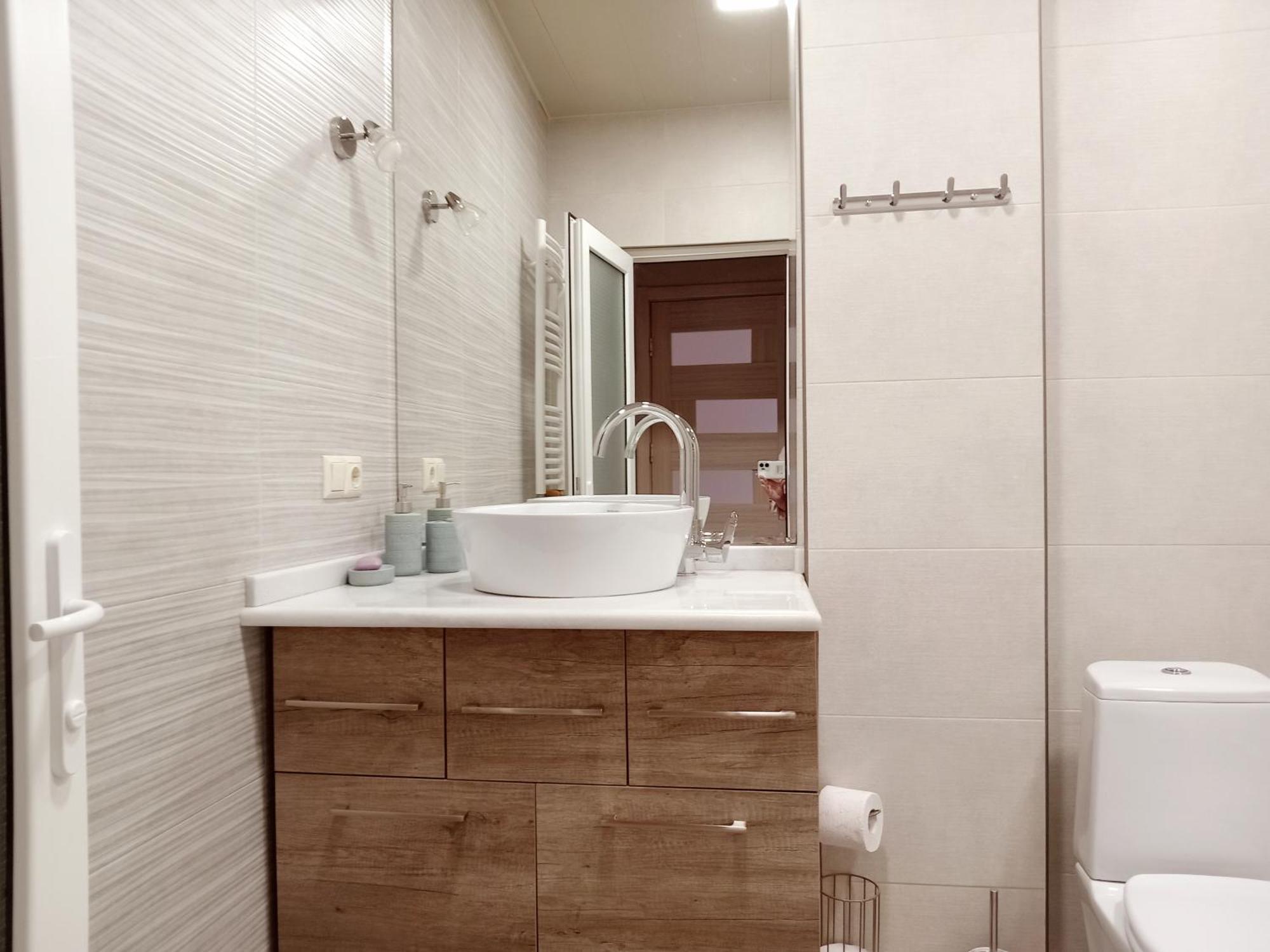 Medea'S Home Kutaisi Luaran gambar